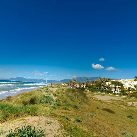 In White Pearl * 马尔韦利亚