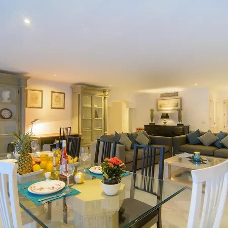 Apartment In White Pearl Marbella