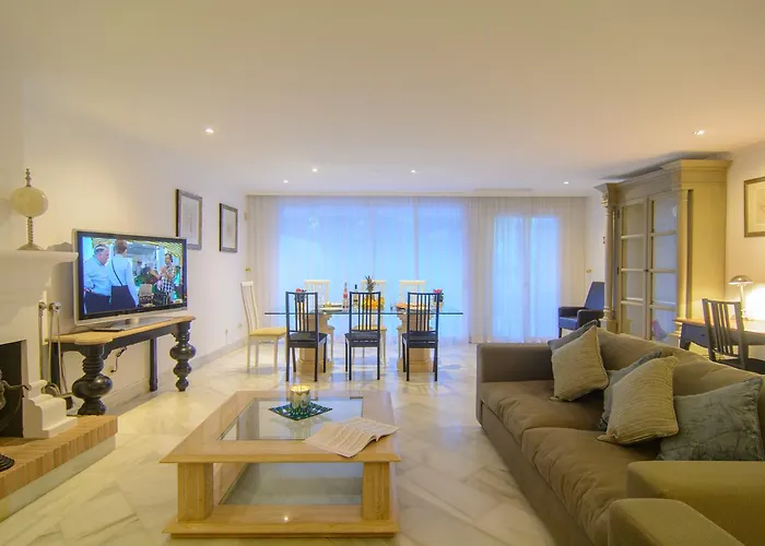 アパート In White Pearl *