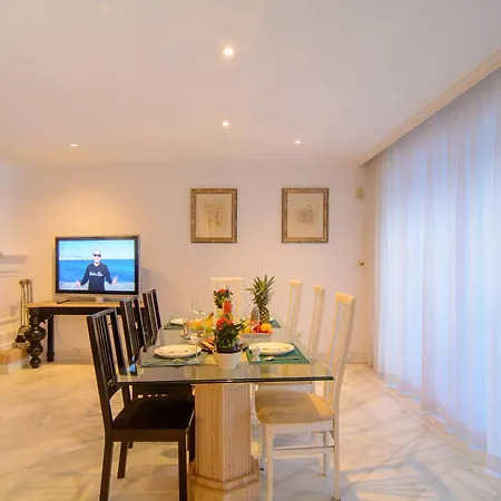 Апартаменти In White Pearl Марбелья
