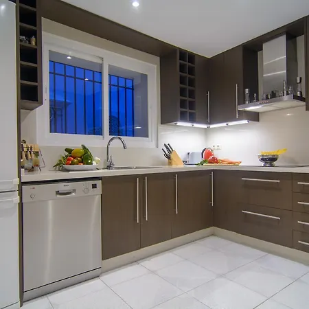 In White Pearl Марбелья